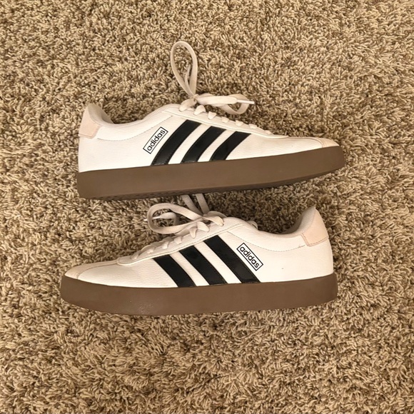 Adidas VI Court Women's Sneakers - Picture 3 of 5